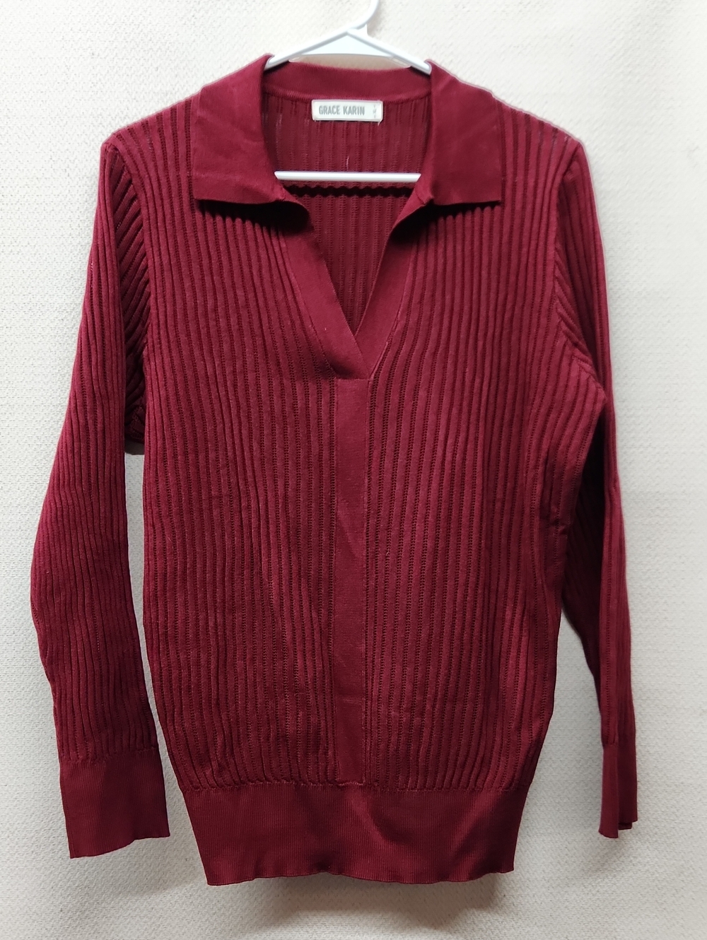 Grace Karin Ribbed V-Neck Polo Sweater in Burgundy